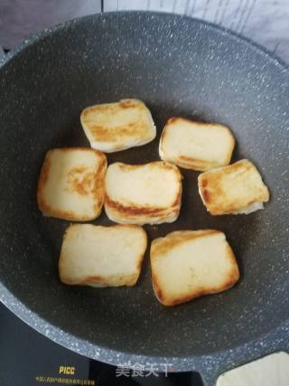 “快手素菜”快手煎馒头片的做法步骤：5