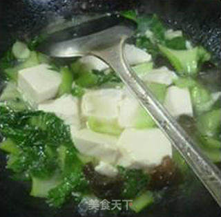 黑木耳青菜豆腐的做法步骤：10
