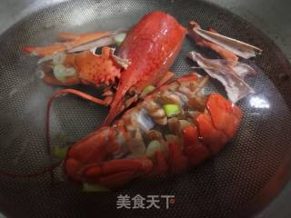 龙虾壳汤的做法步骤：2