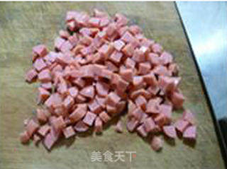圆白菜烤香肠炒饭的做法步骤：4