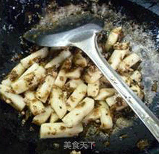 芽菜肉末炒年糕的做法步骤：8
