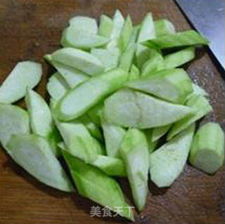 羊尾笋丝瓜汤的做法步骤：4
