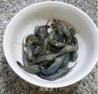 圆白菜河虾炒年糕的做法步骤：3