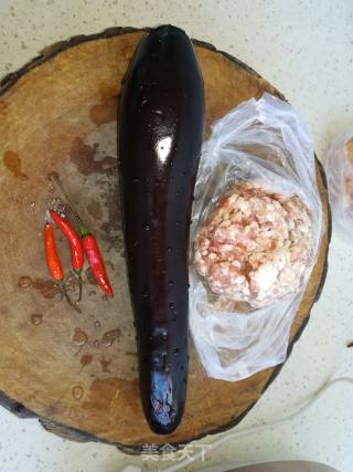 茄子夹肉的做法步骤：1