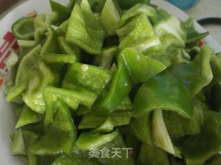 辣炒小白虾的做法步骤：2
