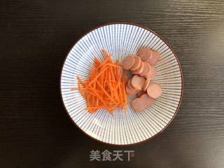 火腿蛋饼的做法步骤：2