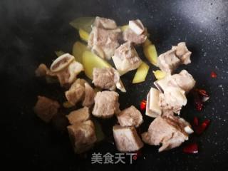 #团圆饭#牛排骨炖土豆的做法步骤：8
