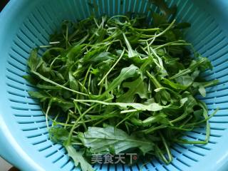 #团圆饭#凉拌芝麻菜的做法步骤：2