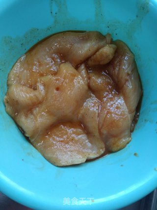照烧鸡肉汉堡的做法步骤：4