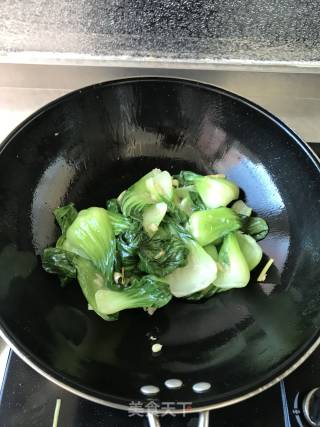 香菇油菜的做法步骤：5