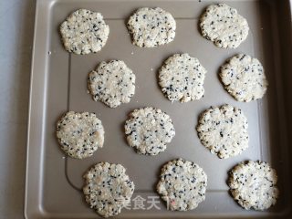 燕麦粗纤芝麻饼干的做法步骤：6