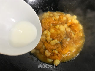 虾仁油面筋的做法步骤：8