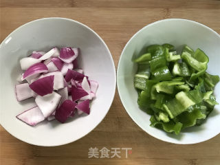 青椒炒鳝片的做法步骤：3