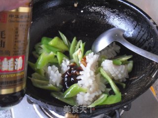 辣炒墨鱼花的做法步骤：7