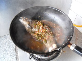 辣烧虹鳟鱼的做法步骤：11
