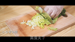素春卷的做法步骤：1