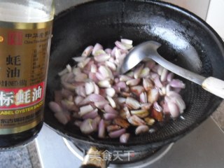 毛葱炒培根的做法步骤：6