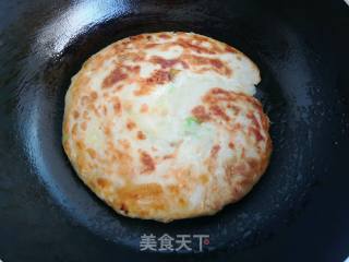 酥软葱花饼的做法步骤：19
