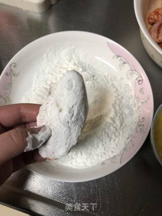 奥尔良炸鸡翅的做法步骤：5