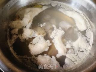 #团圆饭#西红柿土豆牛尾汤的做法步骤：3