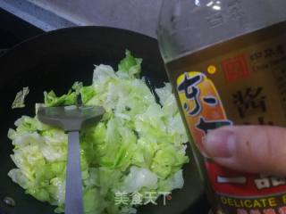 素炒圆白菜的做法步骤：8