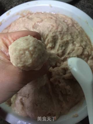 猪肉丸子的做法步骤：5