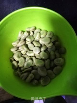 凉拌胡豆的做法步骤：1