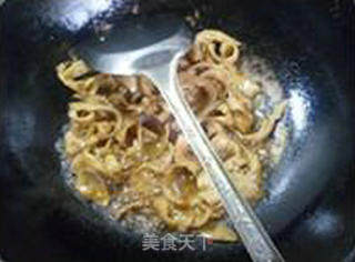 菠菜炒面筋的做法步骤：8
