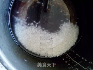 芹菜素粥的做法步骤：1