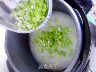 芹菜素粥的做法步骤：4