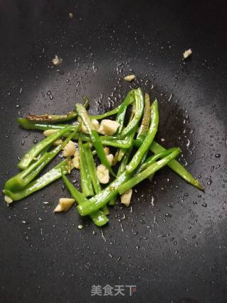 菠菜炒粉条（快手素菜）的做法步骤：4