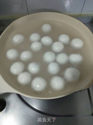 百香果汁汤圆的做法步骤：4