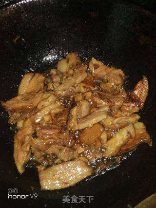 *团圆饭**鹅肉炒洋葱的做法步骤：4