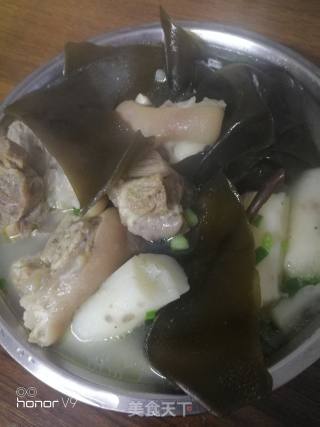 *团圆饭**猪蹄海带山药汤的做法步骤：8