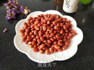 炒花生米的做法步骤：4
