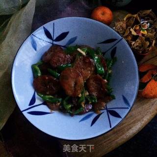 青椒炒腊肠的做法步骤：10
