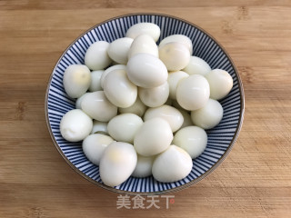 家常鹌鹑蛋的做法步骤：2