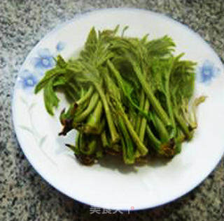 椿芽拌香干的做法步骤：6