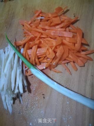 莲藕胡萝卜的做法步骤：1