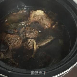 驴肉火烧的做法步骤：1