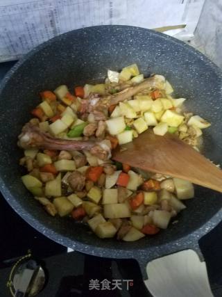 土豆鸡腿焖饭的做法步骤：5