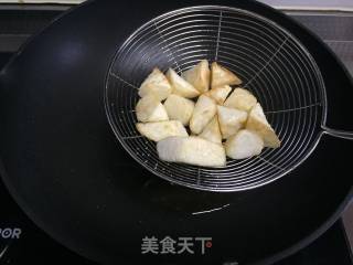 拔丝山药的做法步骤：6