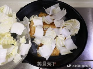 香菇白菜烩豆油皮卷的做法步骤：8