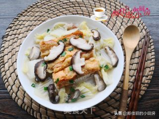 香菇白菜烩豆油皮卷的做法步骤：12