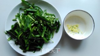 韭菜炒鲜贝的做法步骤：2