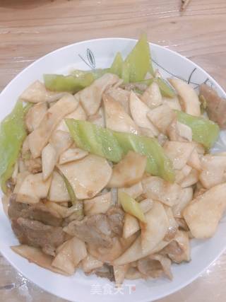杏鲍菇炒肉片的做法步骤：6
