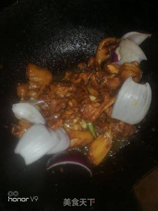 *团圆饭**干锅鸡的做法步骤：12