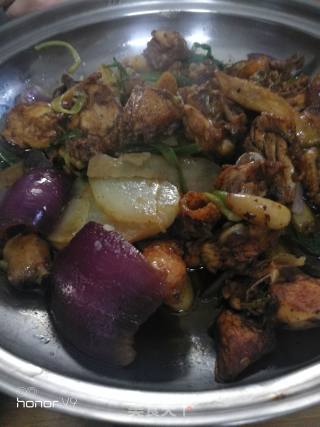 *团圆饭**干锅鸡的做法步骤：19