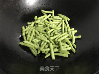 梅干菜四季豆的做法步骤：4