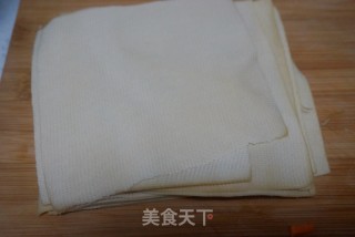煎豆皮卷的做法步骤：3